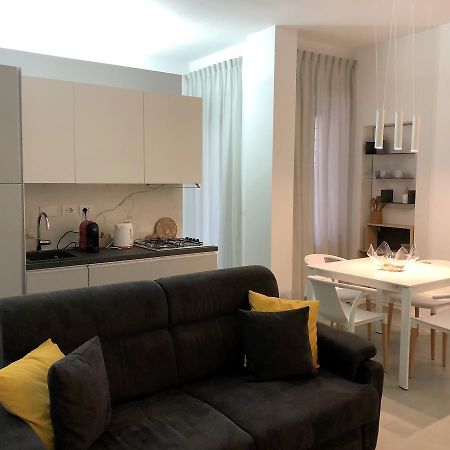 House Milla By Holiday World Rom Exteriör bild